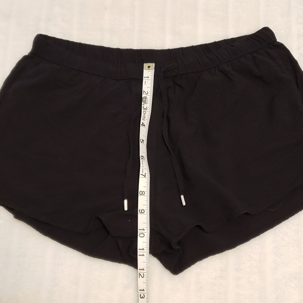 H&M Divided Lightweight Drawstring Shorts - Picture 7 of 8